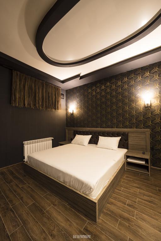 Voyage Hotel Ereván Habitación foto