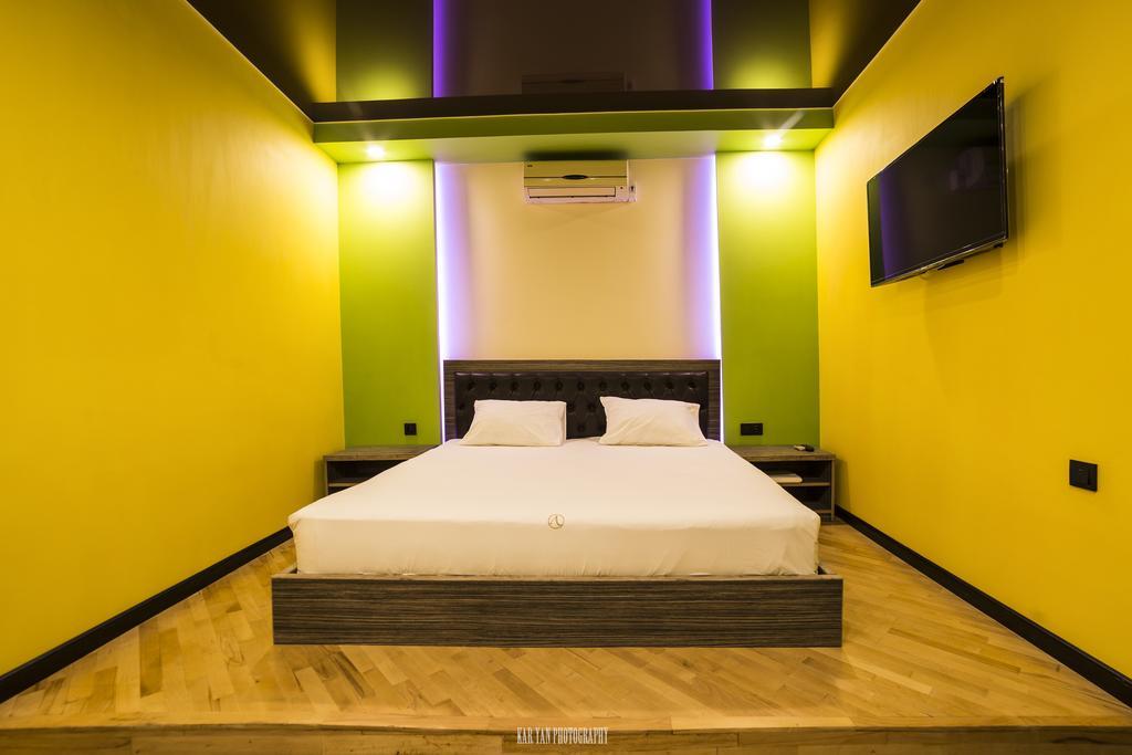 Voyage Hotel Ereván Habitación foto